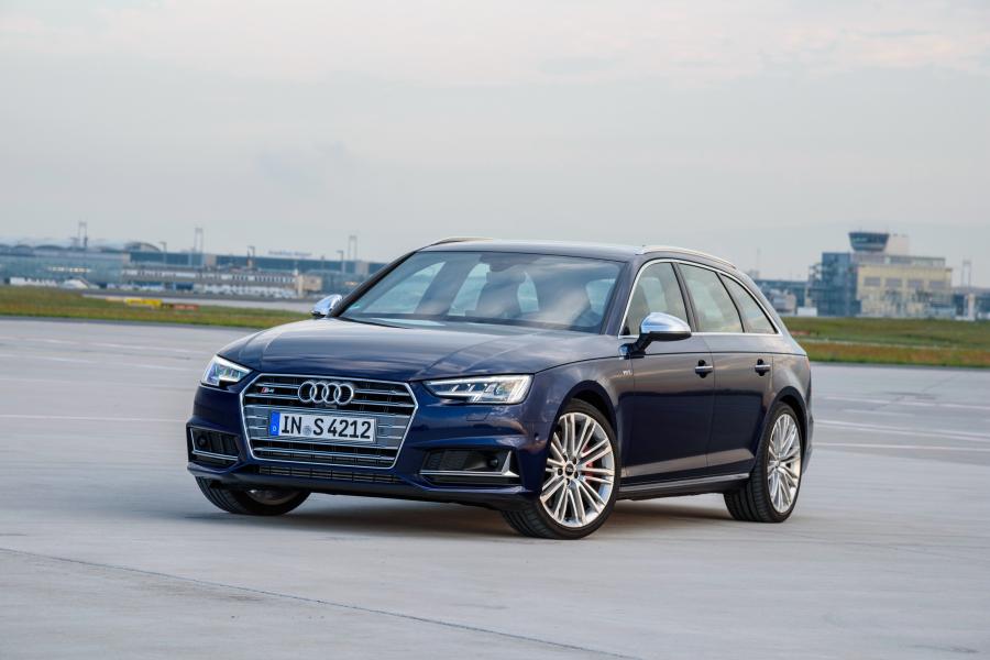  Audi S4 Avant (B9) 2016 года  (WW) (фото 1 из 35)